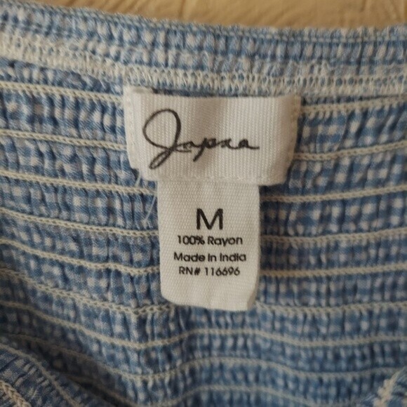 Japna Women's Top Blue Gingham Smocked Tank Sz Medium - Picture 3 of 8